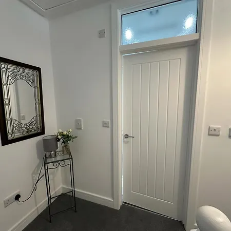 Chapel Terrace Apartment